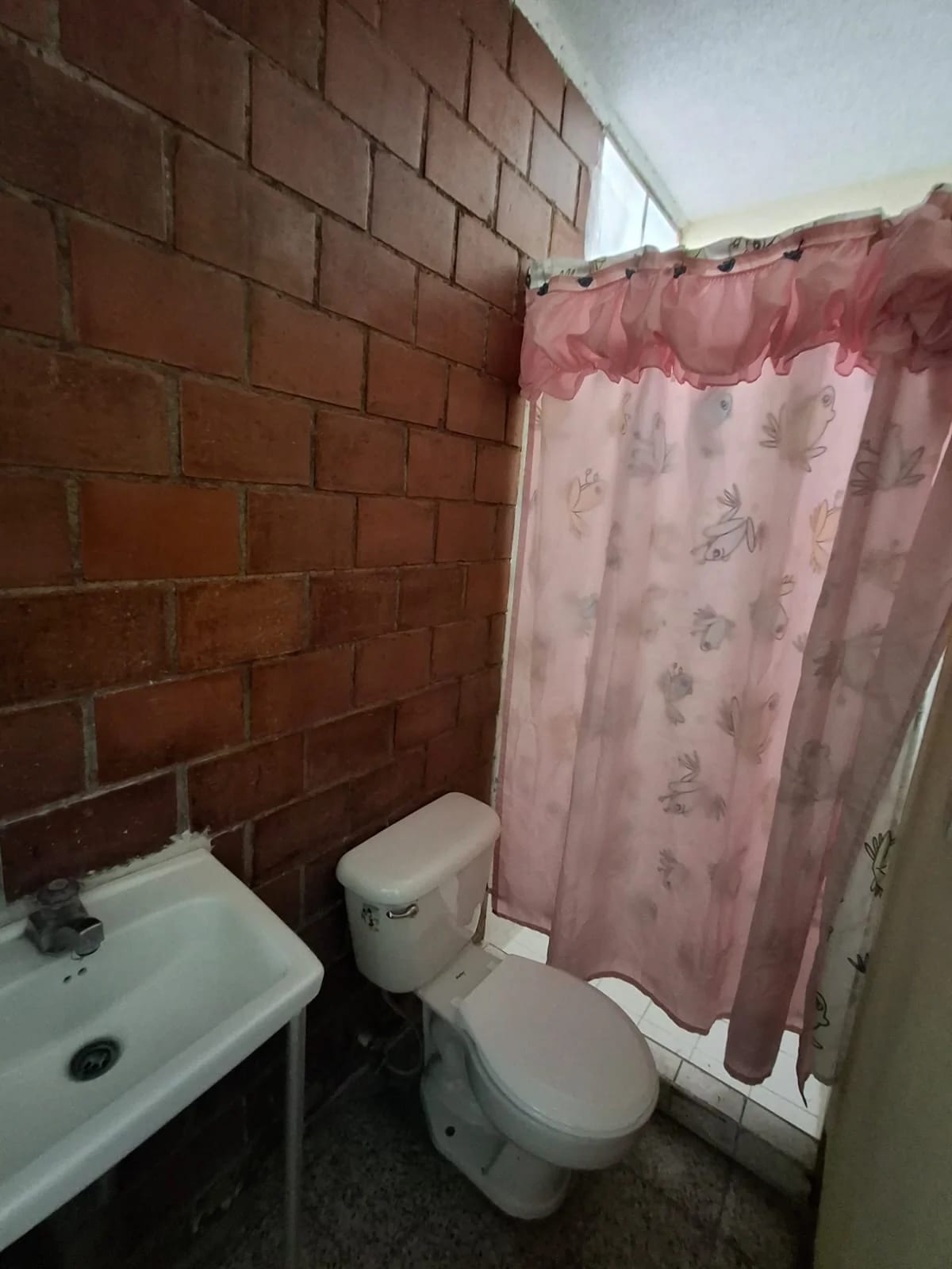 CASA en Venta - Los Olivos zona 18 — foto 9 de 14