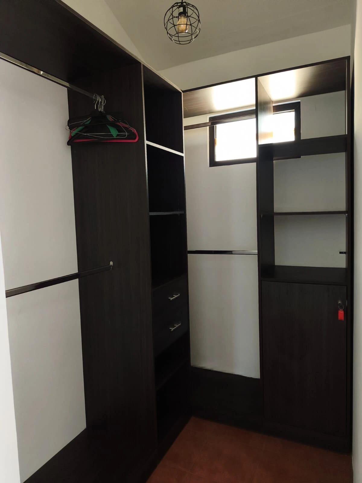 CASA en Alquiler – Barrio Las Campanas, San Pedro Las Huertas, Sacatepéquez — foto 9 de 17