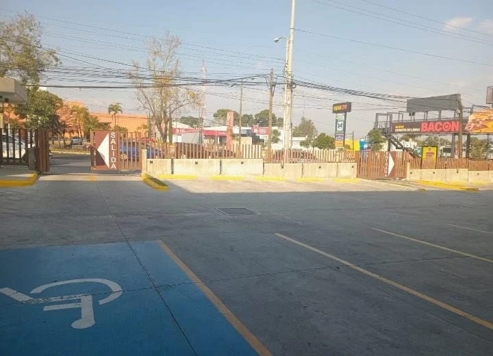 LOCAL en Venta - Plaza Luminare Roosevelth — foto 5 de 7