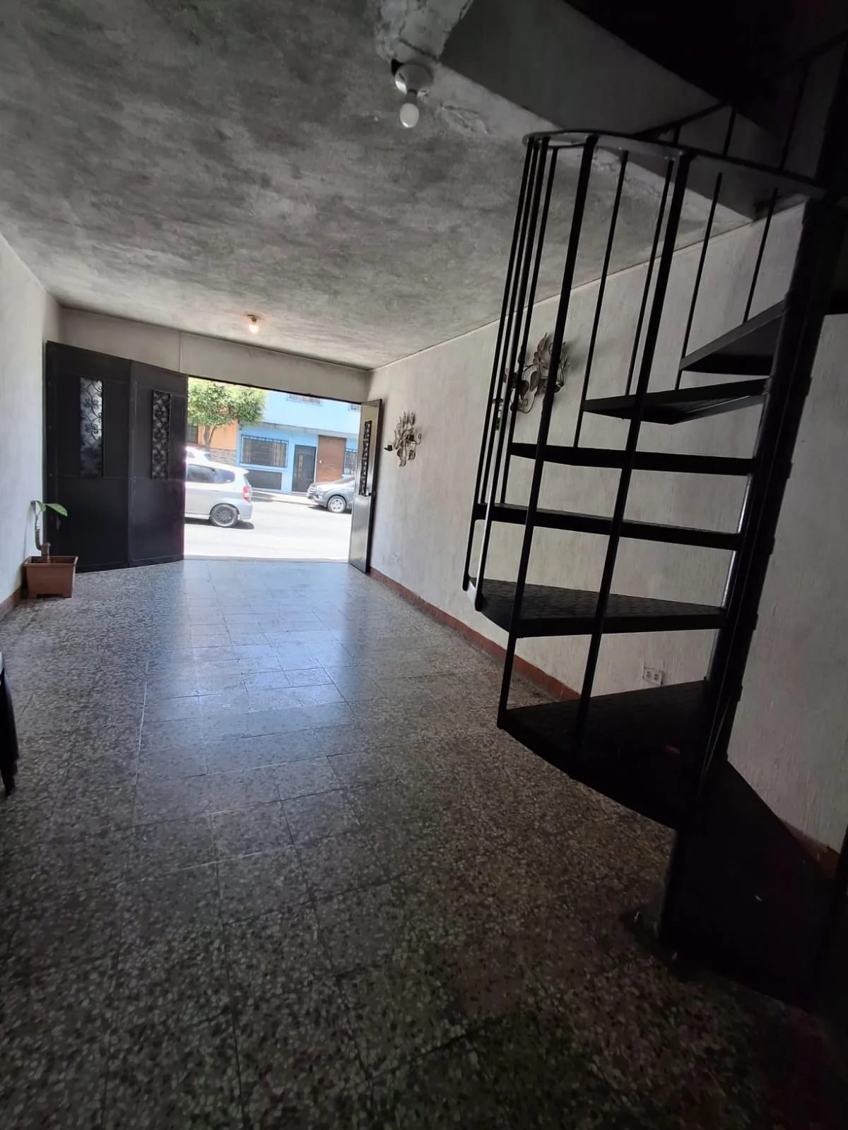 Casa en venta zona 12 — foto 3 de 9