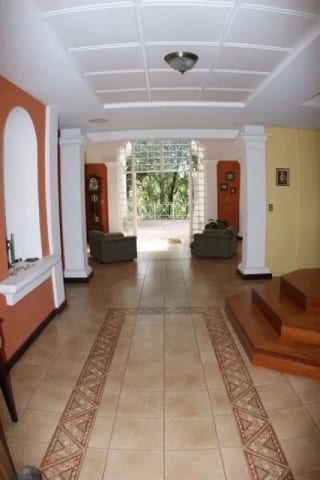 Casa en Venta - Tronco 2  EL ENCINAL Zona 7 Mixco — miniatura 11 de 15