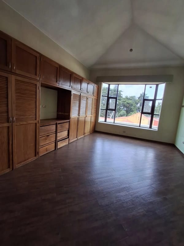 Casa grande en venta  - TERRAVISTA  Km 16.5 Carretera a El Salvador — foto 8 de 13