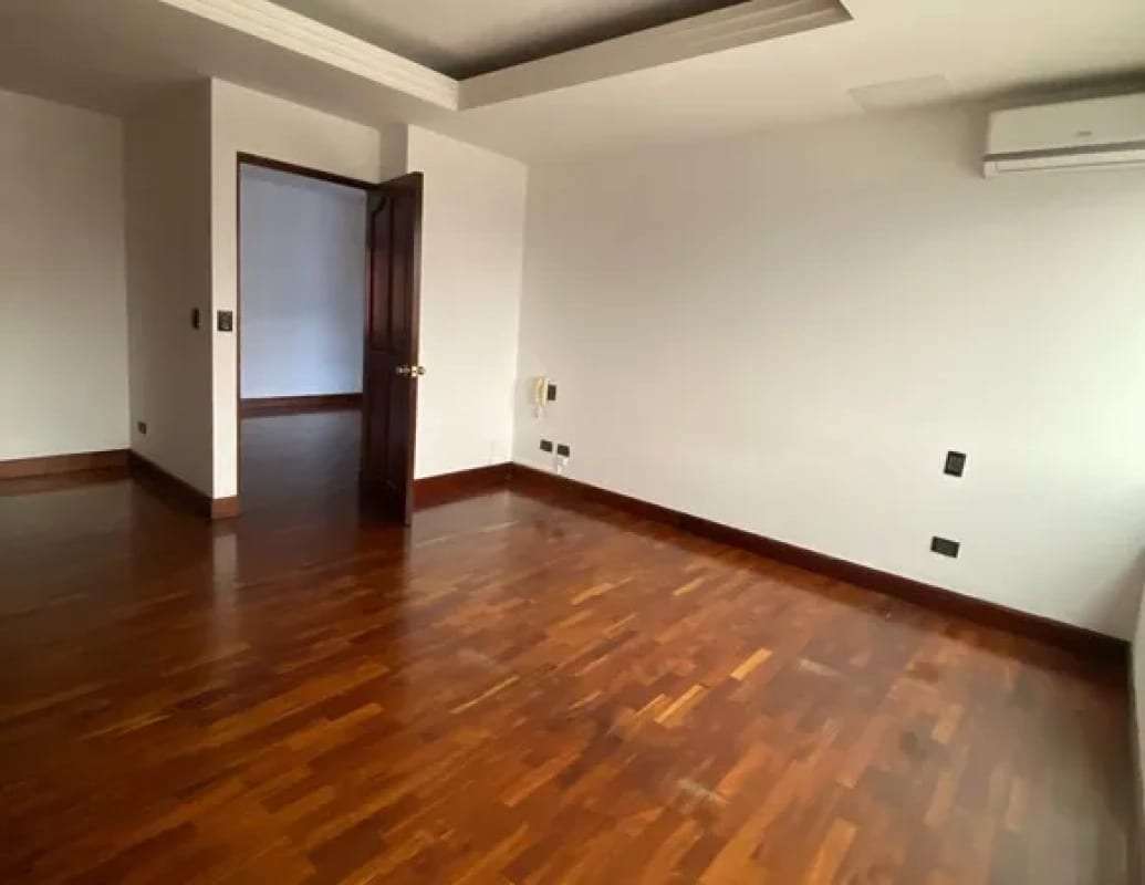 Apartamento en Venta - SAN IGNACIO II Zona 10 — foto 9 de 11