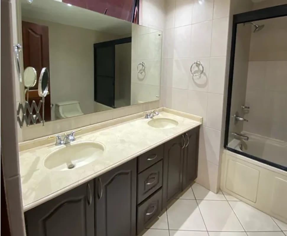 Apartamento en Venta - SAN IGNACIO II Zona 10 — foto 6 de 11