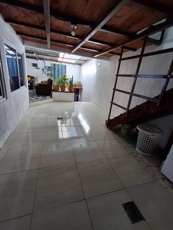 Casa en venta -  Villa Rosita San Lucas Sacatepéquez — foto 2 de 4