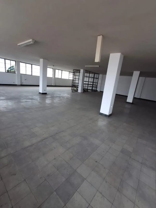 Edificio en Renta - Capuano zona 1 — foto 5 de 6
