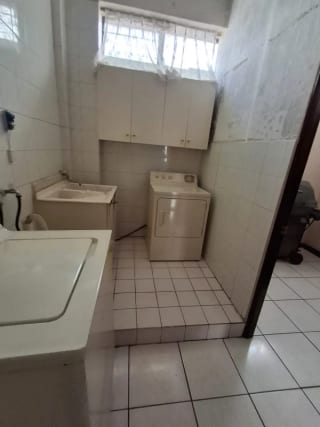 Edificio Zona 15 en  Venta — miniatura 3 de 11