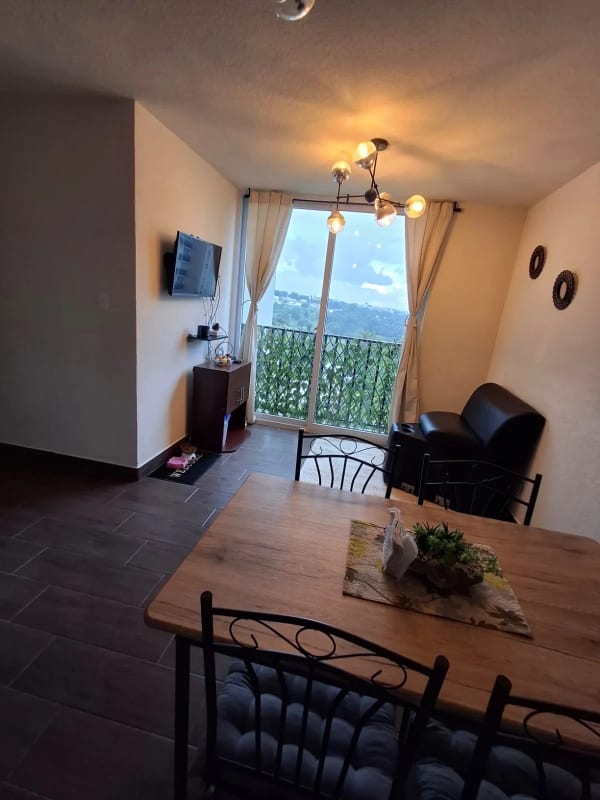 Apartamento en Venta- AMI San Jacinto zona 10 Mixco — foto 13 de 15