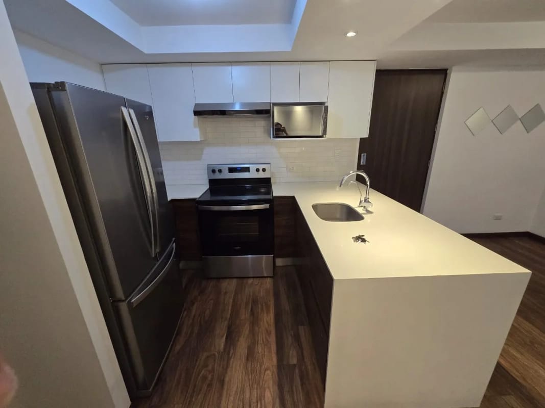 Apartamento en Venta - Aralia 2, Zona 11 — foto 7 de 14