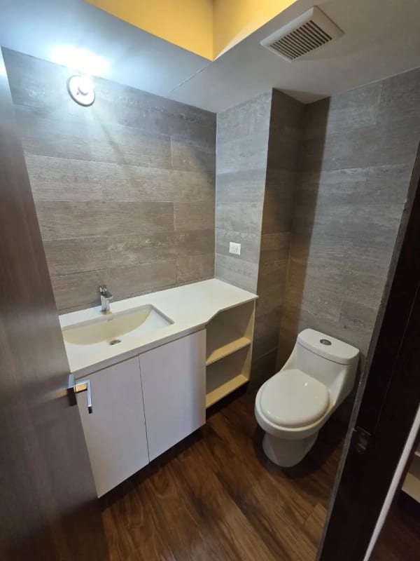 Apartamento en Venta - Aralia 2, Zona 11 — foto 4 de 14