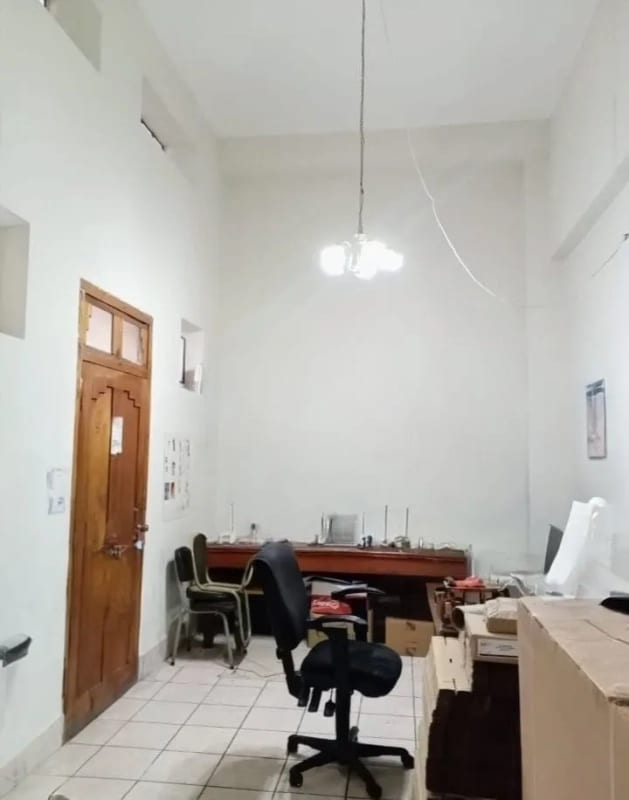 Edificio en RENTA  Parte Frontal  - Zona 1 — foto 6 de 12