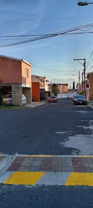 CASA en Venta - Llano Alto Villa Nueva — miniatura 1 de 12