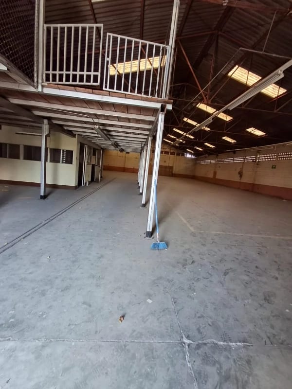 BODEGAS en Venta - (Ofi-Bodegas) 𝐂𝐨𝐦𝐩𝐥𝐞𝐣𝐨 𝐈𝐧𝐝𝐮𝐬𝐭𝐫𝐢𝐚𝐥,  𝐌𝐢𝐱𝐜𝐨- 𝐆𝐮𝐚𝐭𝐞𝐦𝐚𝐥𝐚 — foto 12 de 17