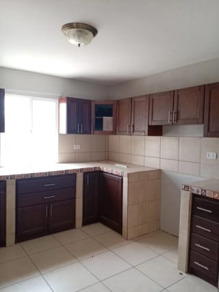 Casa en Venta - Los Olivos zona 18 — miniatura 9 de 14