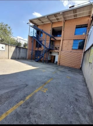 EDFICIO en Venta _ Calzada San Juan zona 7 — miniatura 14 de 17