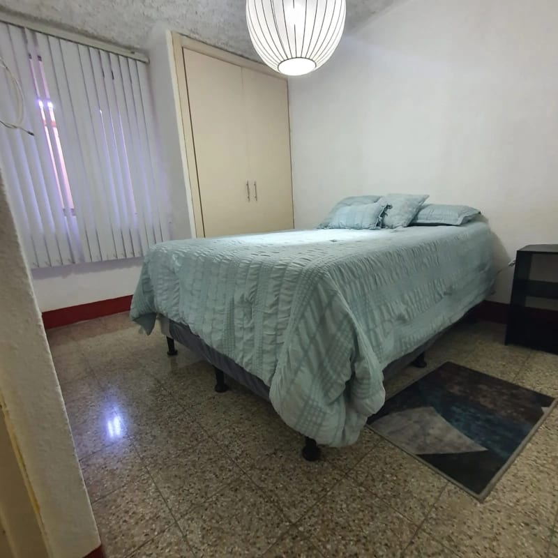 EDFICIO en Venta _ Calzada San Juan zona 7 — foto 7 de 17