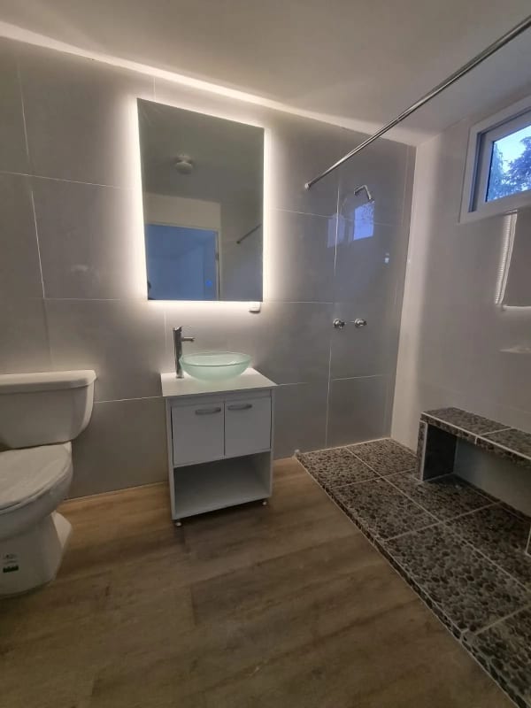 CASA en Venta -  Zona 11 — foto 6 de 13
